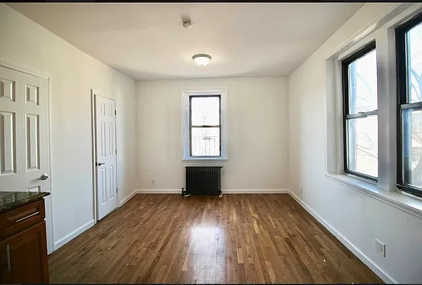 Rented by Hagstrom Management Inc | media 17