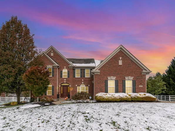 2540 Towering Ridge Ln, Florence, KY 41042