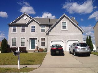 8 Parliament Rd, Sicklerville, NJ 08081