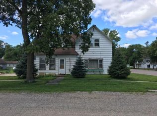 202 3rd Ave, Bellingham, MN 56212