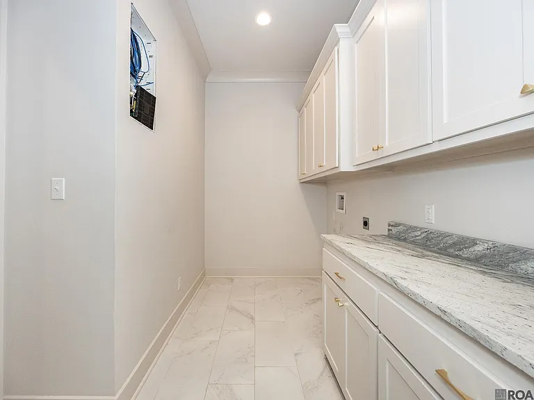 8543 Landau Dr — Photo 20