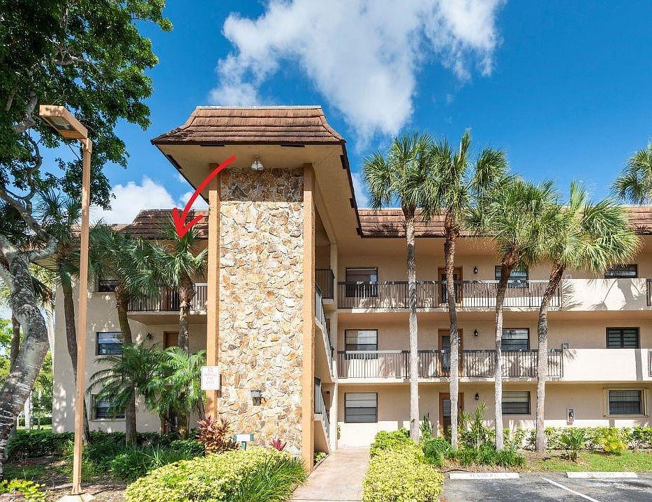 1st image of 4975 E Sabal Palm Boulevard #301