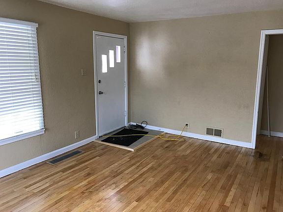 3rd image of 1309 Avenue C