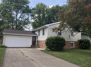 1721 Gregory St, Normal, IL 61761