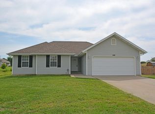 210 Vanilla Bean Rd, Sparta, MO 65753