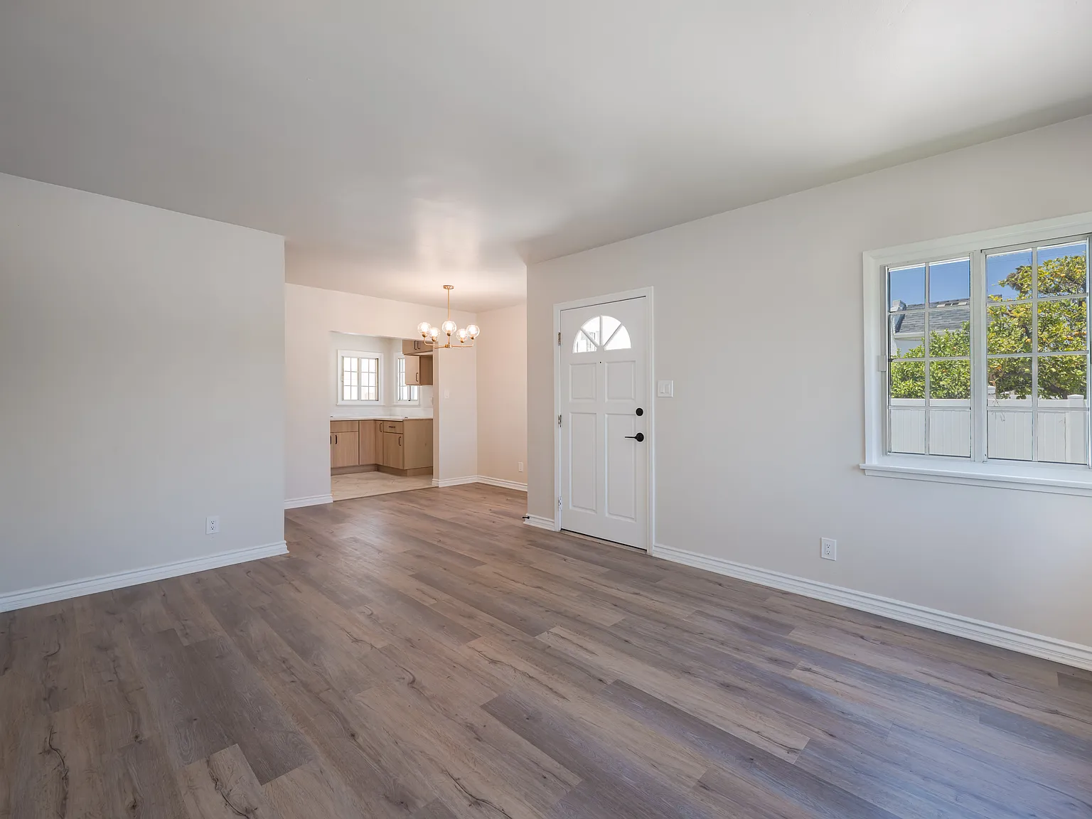 2 bed, 788 sqft, $2,599 — Photo 1