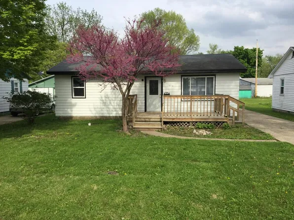 906 Lawndale Ave, Tilton, IL 61833