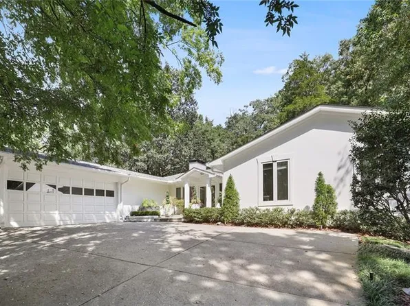 604 Conway Forest Dr NW, Atlanta, GA 30327