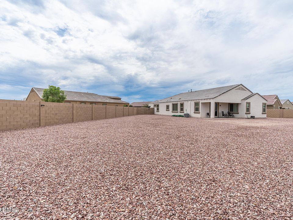 1st image of 40896 W Crane Dr