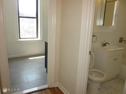 Rented by Kian Realty | media 24