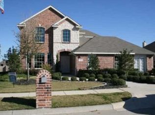 401 Northbrook Ave, Oak Pt, TX 75068