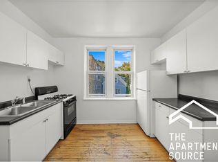 3038 W Wellington Ave #2, Chicago, IL 60618