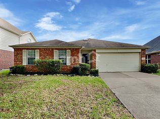 2114 English Green Way, Fresno, TX 77545