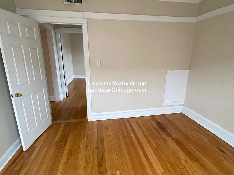 1963 W Foster Ave #3 — Photo 19