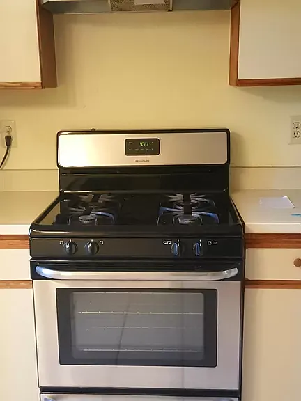 Gas range