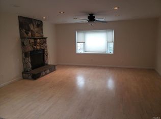 468 West St, Port Chester, NY 10573