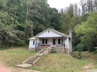 22 Wilson Crest Rd, Weaverville, NC 28787