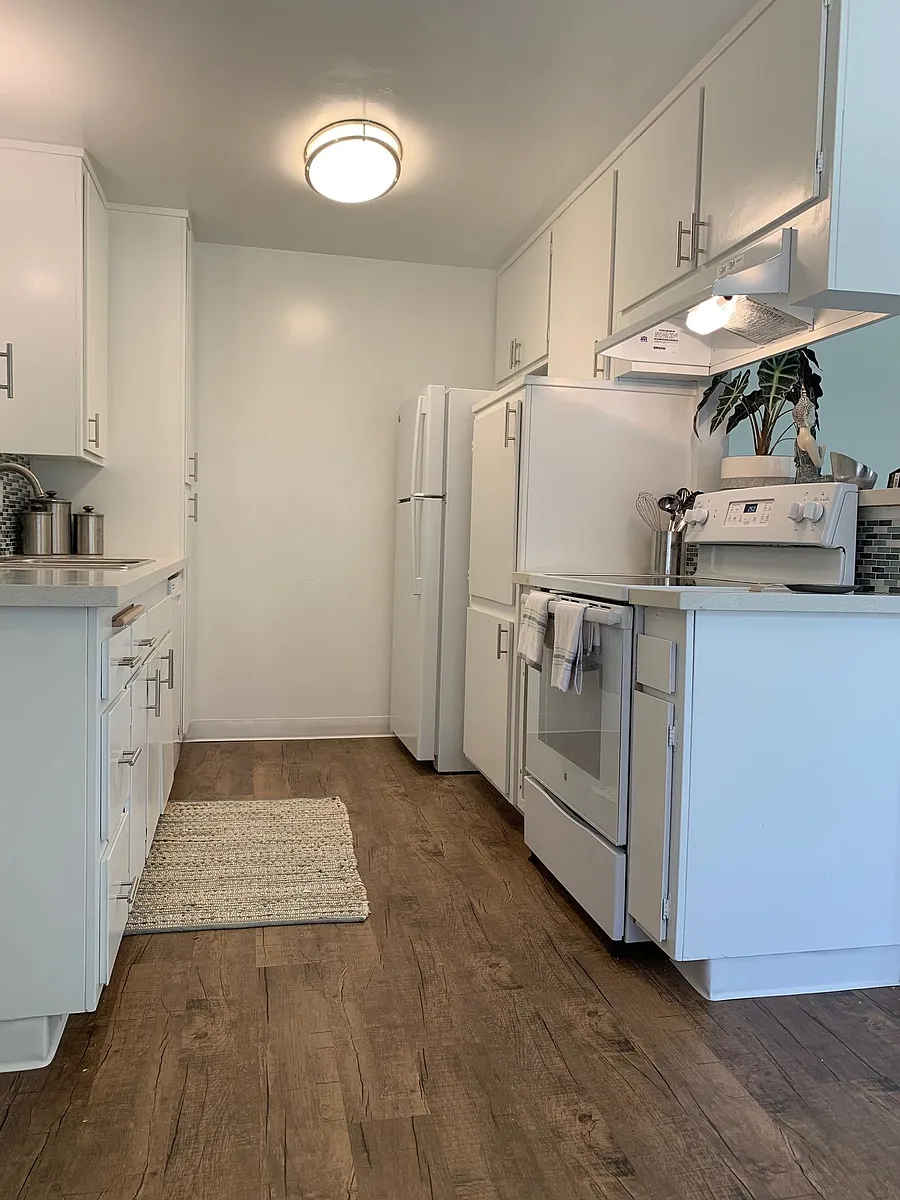 Building Photo - Armada Apartments