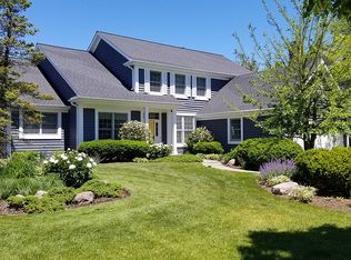 3314 Glenlake Dr, Glenview, IL 60026