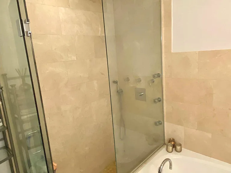 825 N Hudson Ave #4D — Photo 10