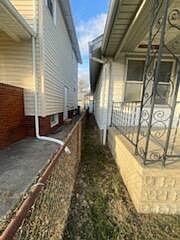 2nd image of 1046 Bellows Ave