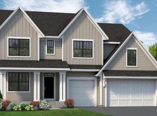 4662 Wolfberry Curv, Excelsior, MN 55331