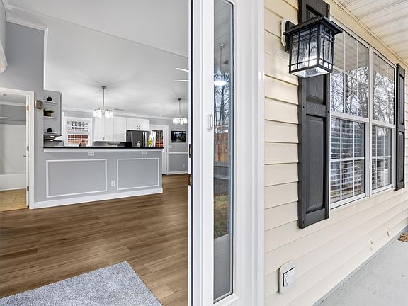 3rd image of 23 N Ridge Way