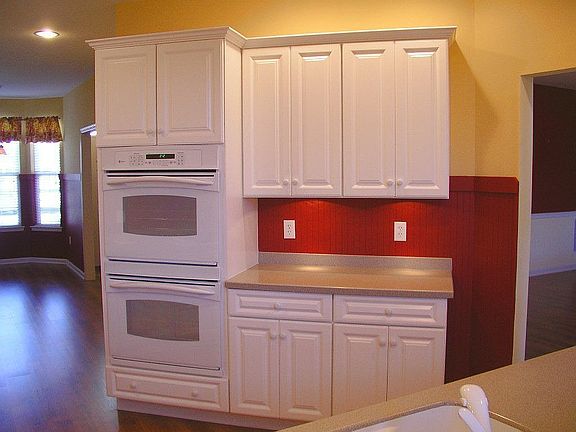 Kitchen double ovens