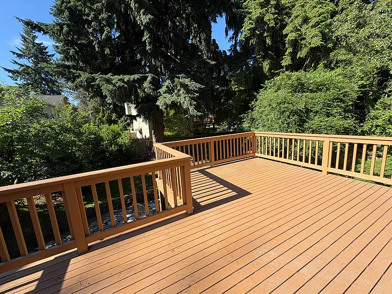 16205 NE 107th Ct — Photo 16