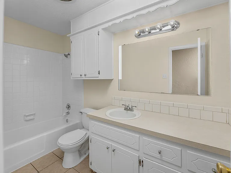 4708 NW Cheryl Blvd — Photo 20