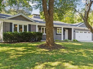 2465 Brunswick Ave N, Golden Valley, MN 55422