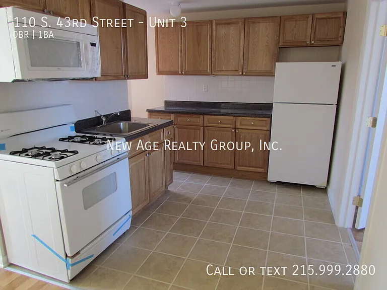 110 S 43rd St #3 — Photo 2
