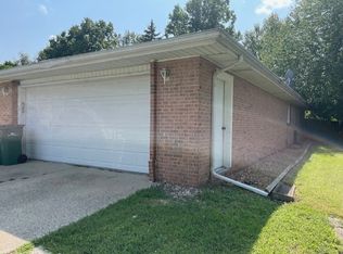 327 Norwalk Rd, Springfield, IL 62704