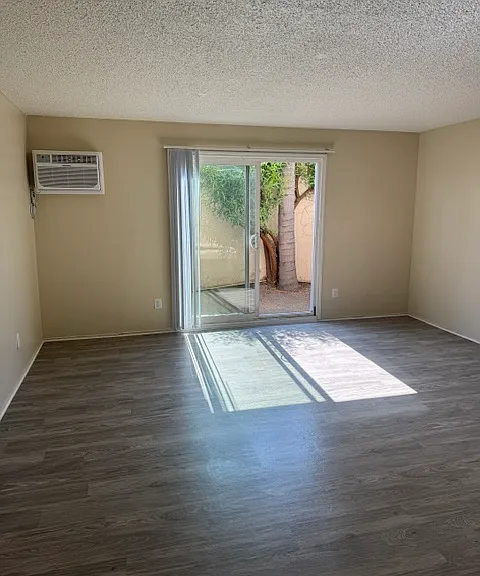 Covina Palms Apartments — Photo 51
