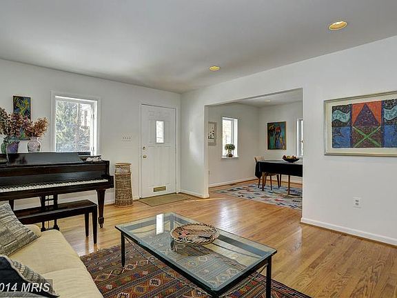 4th image of 4207 Ambler Dr
