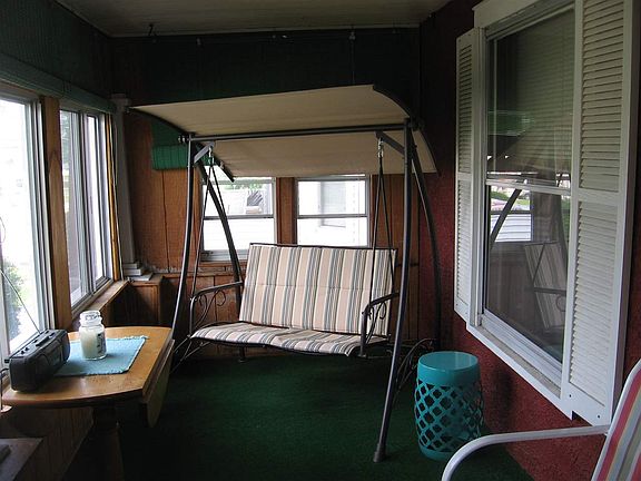 2nd image of 3 Laurel Ave