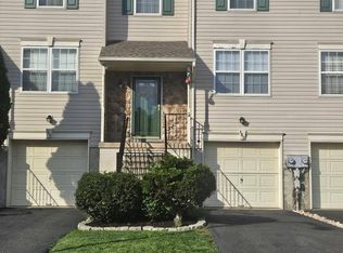 163 Strawberry Ln, Perkasie, PA 18944
