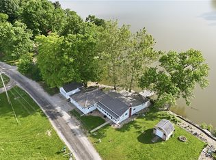 3475 E Lake Paradise Rd, Mattoon, IL 61938