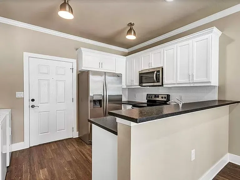 602 Cherry St — Photo 7