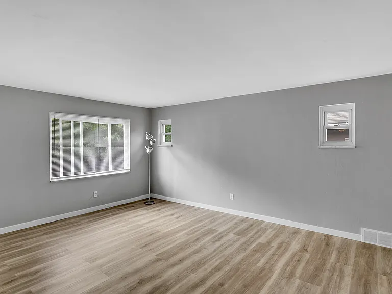 6565 Rosemoor St #2 — Photo 15