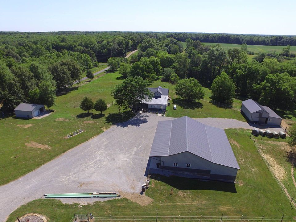 1590 County Road 2100 N, Cisne, IL 62823 Zillow