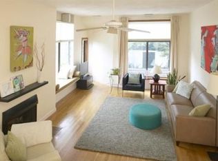 581 Mount Auburn St APT 1, Cambridge, MA 02138