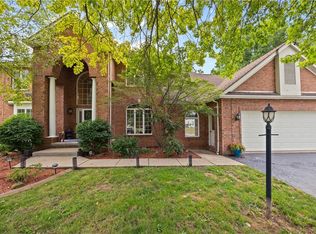 1 Perriwinkle Way, Penfield, NY 14526