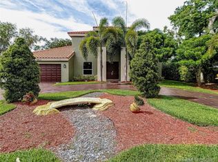 6815 NW 74th Ct, Parkland, FL 33067