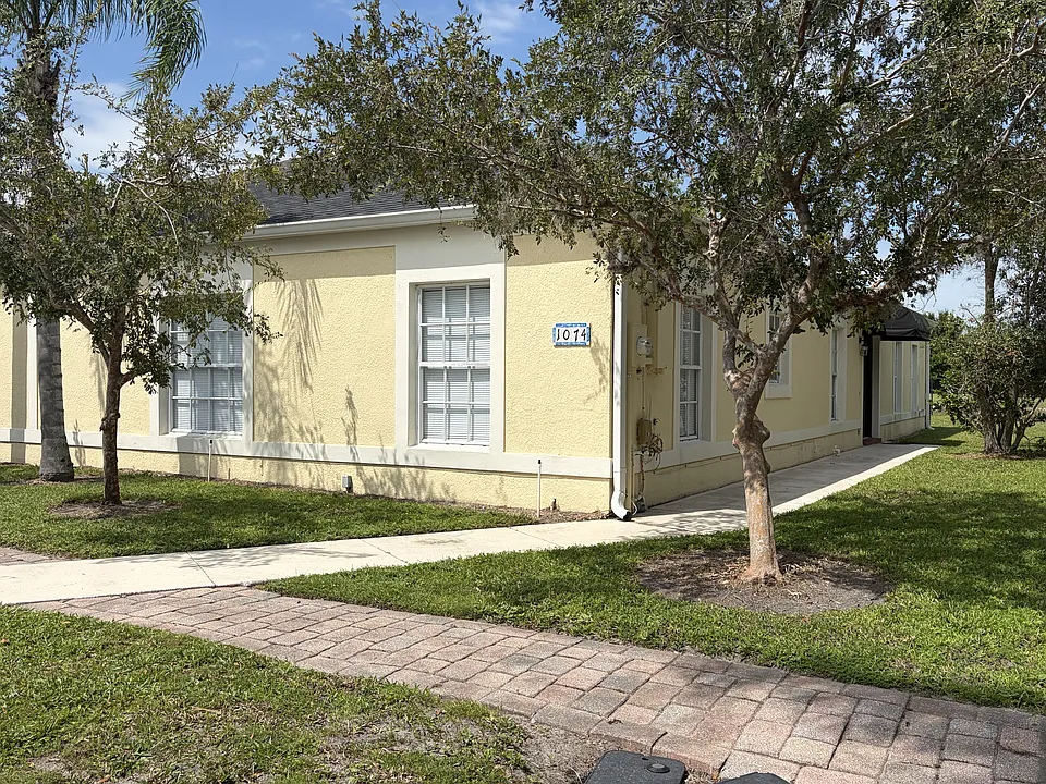 1074 Universal Rest Pl #1