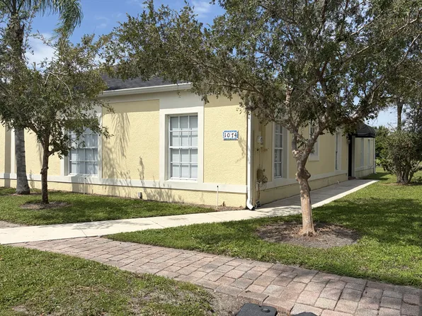1074 Universal Rest Pl #1, Kissimmee, FL 34744