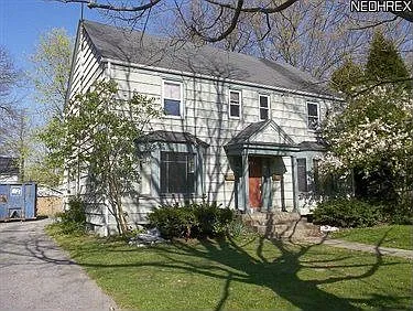 400-402 Woodbine Ave SE photo 1
