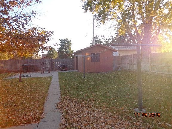 4th image of 814 William Ave