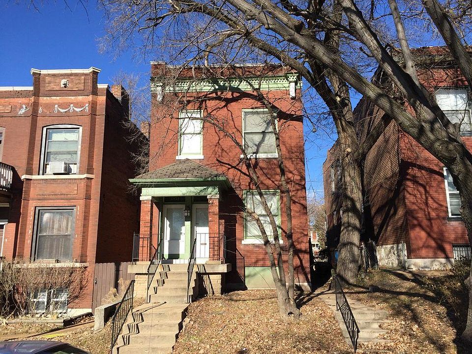 1st image of 3851 Blaine Ave