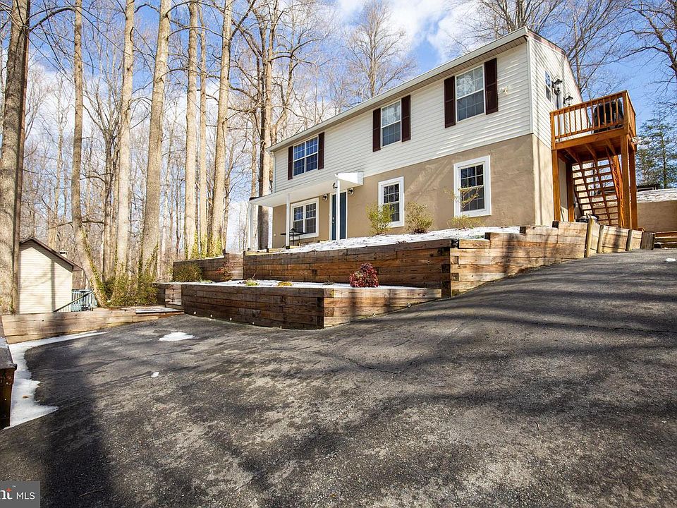1st image of 26970 Maple Dr